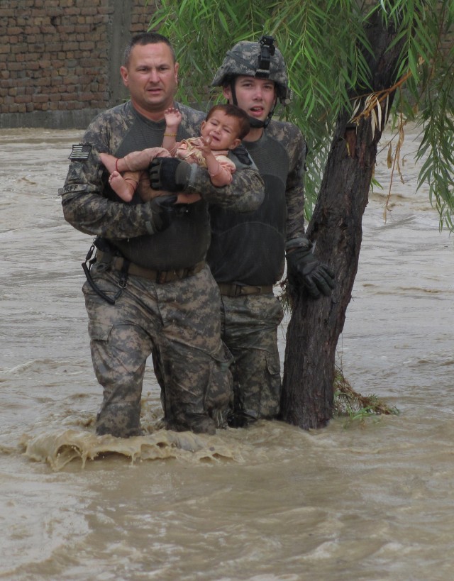 101st Soldiers use &#039;Clarksville flood experience&#039; to save Afghan lives