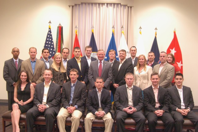 New Army Congressional Fellowship Program members visit JFHQ-NCR/MDW