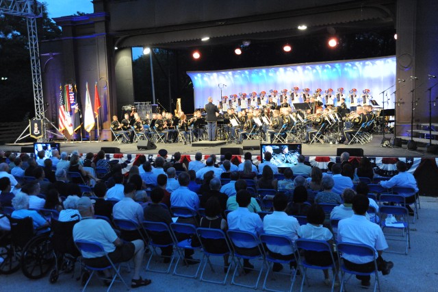Over 5,000 attend Overture 1812 Concert at the Sylvan Theater on the Washington Monument Grounds