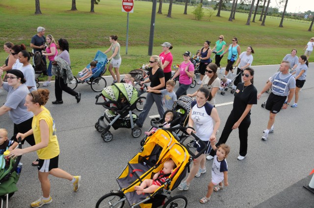 4th IBCT Yellow Ribbon Walk_strollers