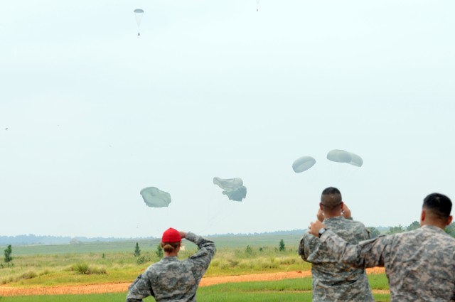 Fort Bragg parachute riggers perform successful dual-row airdrop