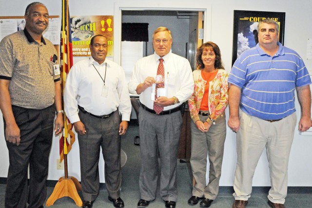 Fort Rucker Network Enterprise Center receives best in Army