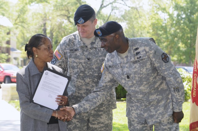 IMCOM West CSM visits Fort Riley to honor USAG NCO, Soldier of the Year