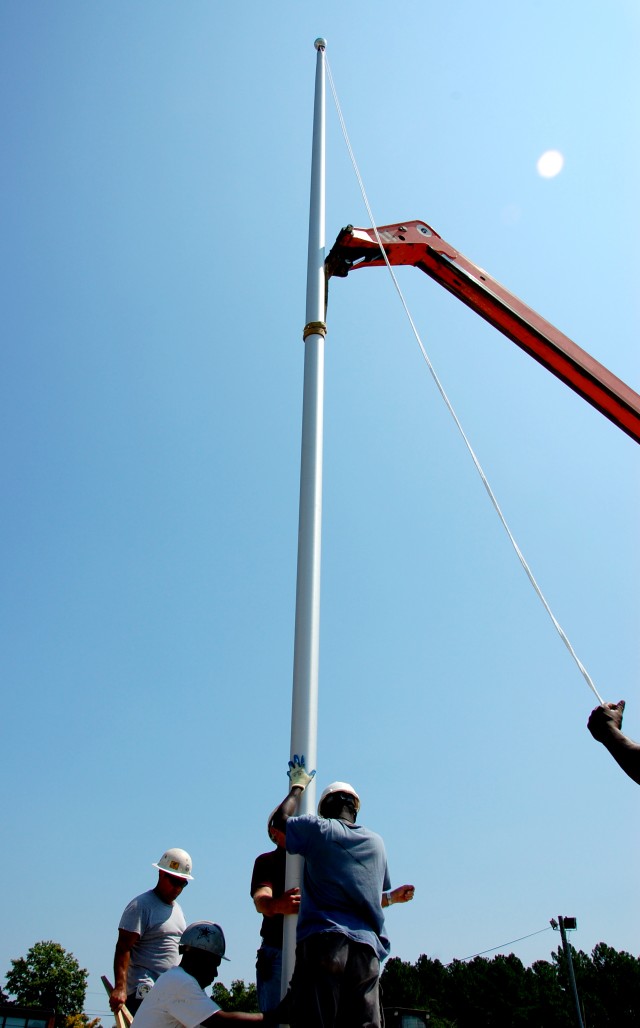 Flagpole Installation - U.S. Army Forces Command (Forward) and U.S. Army Reserve Command (Forward) Headquarters, Fort Bragg, N.C., Sept. 1, 2010