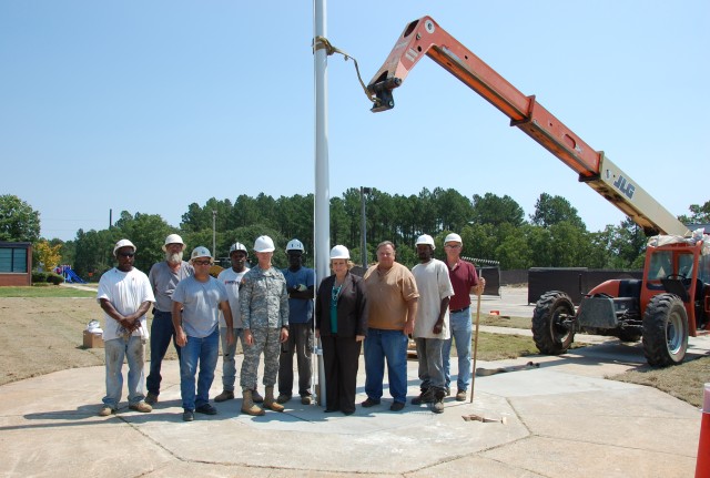 Flagpole Installation - U.S. Army Forces Command (Forward) and U.S. Army Reserve Command (Forward) Headquarters, Fort Bragg, N.C., Sept. 1, 2010