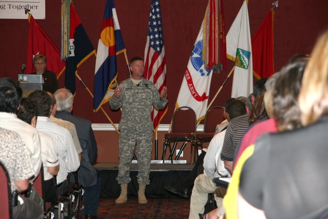 Forum addresses Fort Carson growth, support