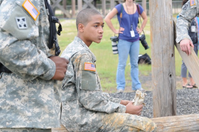 Fort Bragg teens become Soldiers for a day