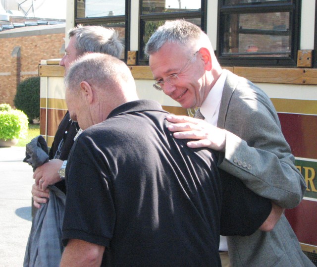 Kaiserslautern delegation tours Rock Island Arsenal