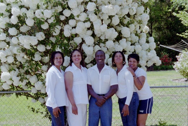 Patriotism runs deep in military family: Father, four sisters combine for 117 years of service