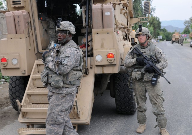 Teamwork defends post from insurgency