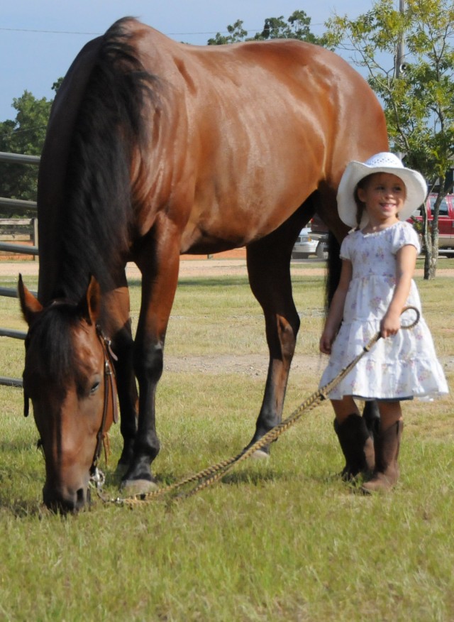 Fort Rucker Families enjoy &#039;horseplay&#039;