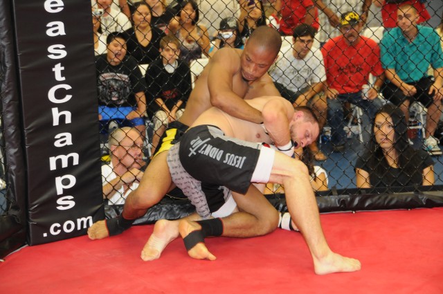 Hunter Labor Day Brawl championship bout