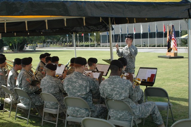 FORSCOM&#039;s Army Ground Forces Band performs &quot;That Ragged Old Flag&quot; for Patriot Day ceremony