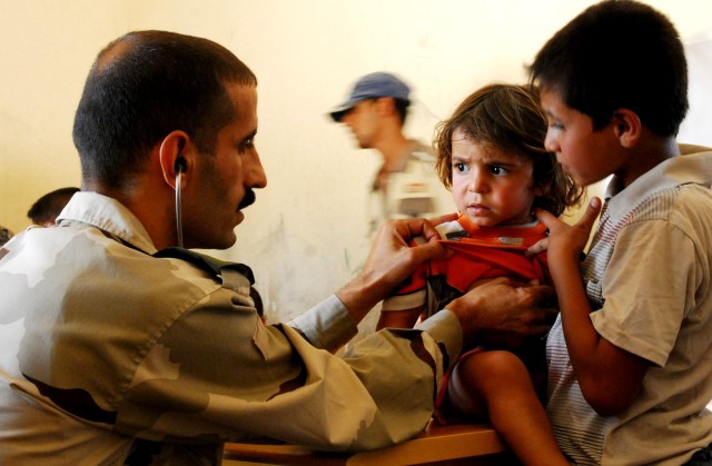 U.S., Iraqi forces bring free medical services to Karmah