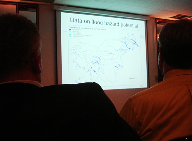 USACE, commission promote international cooperation through flood mapping workshop
