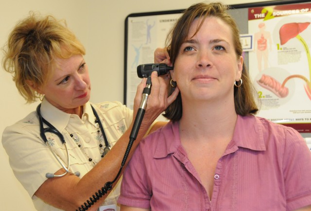 Lyster Army Health Clinic patients receive urgent care in local area