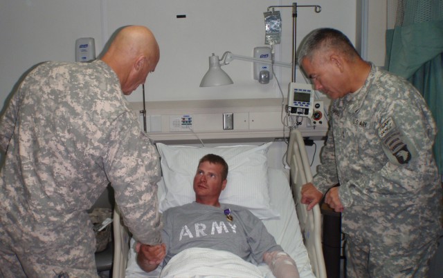 TF Iron Rakkasan Soldier reenlists after being wounded in action