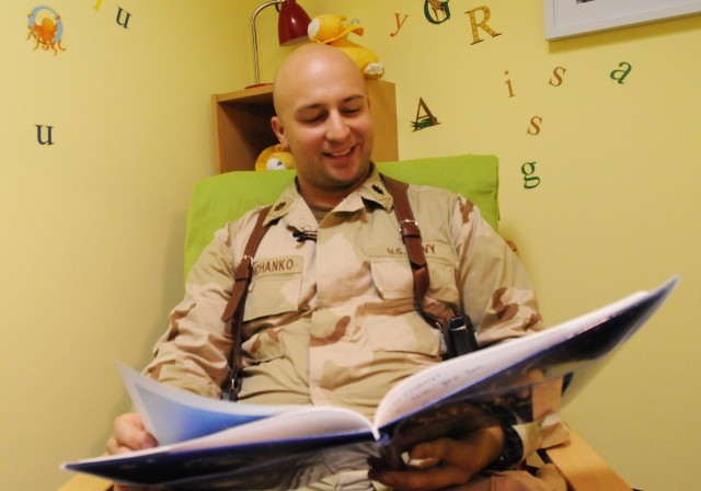 USO Reading Room2