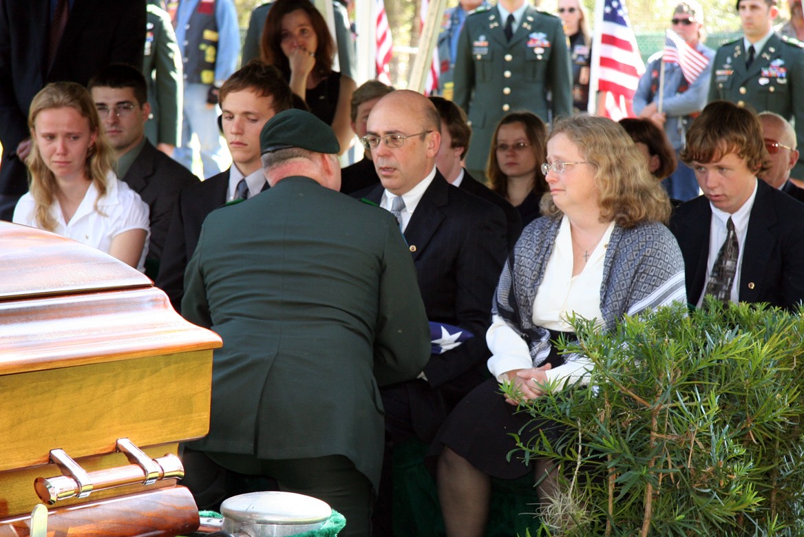 Memorial Service | Article | The United States Army