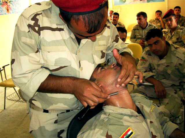 Iraqi Soldiers honored in Admin Affairs School combined graduation