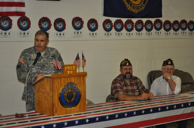 Commander addresses local vets
