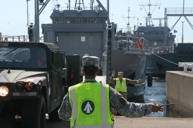 'Resolute' Warriors demonstrate water-borne logistical capability in Japan