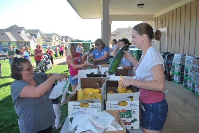 Program brings fresh produce to military Families on Fort Carson