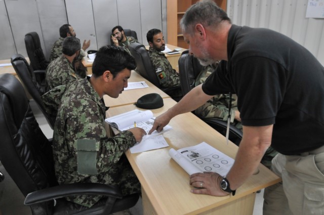Afghan airmen learn English 1