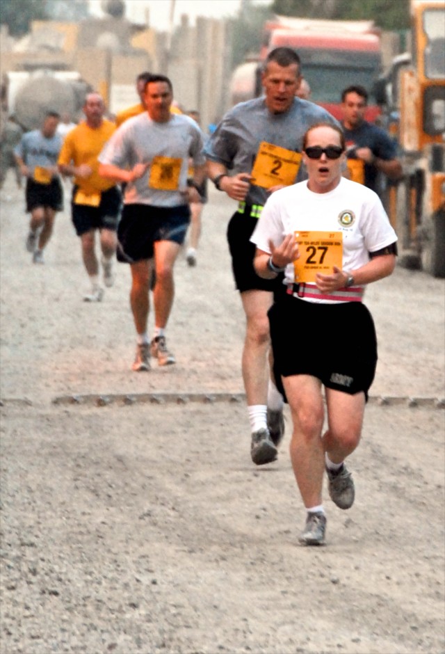 Deployed runners emerge from Baghdad&#039;s &#039;shadow&#039;