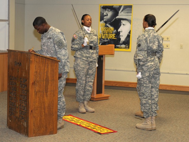 Sustainment Command welcomes new Non-commissioned Officers