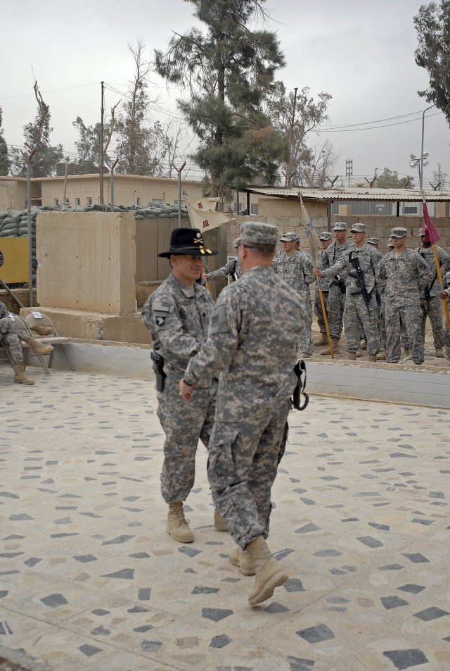 CONTINGENCY OPERATING SITE MAREZ, Iraq - Lt. Col. Bill Galbraith (left), commander of the 27th Brigade Support Battalion, 4th Advise and Assist Brigade, 1st Cavalry Division and Lt. Col. James Kazmierczak, commander of the outgoing 26th Brigade...