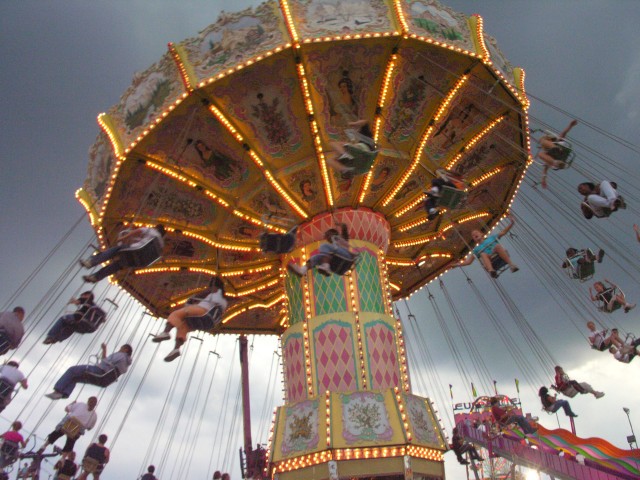 Military, families invited to &#039;Smile City&#039;: State fair offers free admission to military, civilians, families