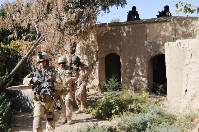 Canadian patrol in Panjwai'i 11