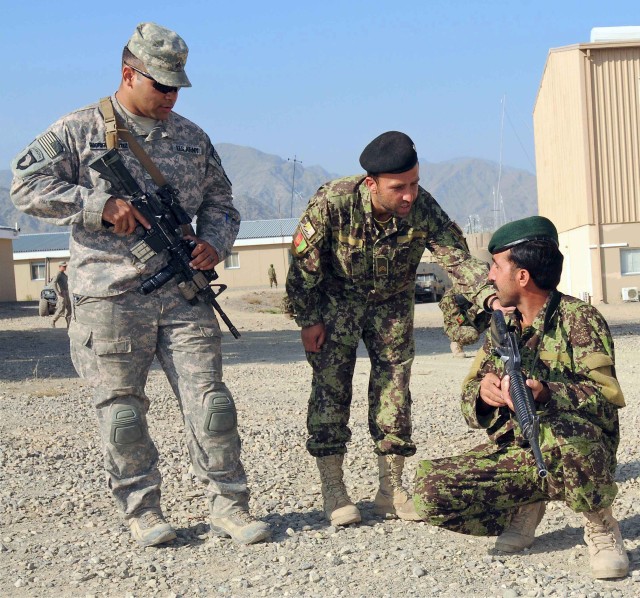 Cavalry Soldiers train, fight with Afghan partners