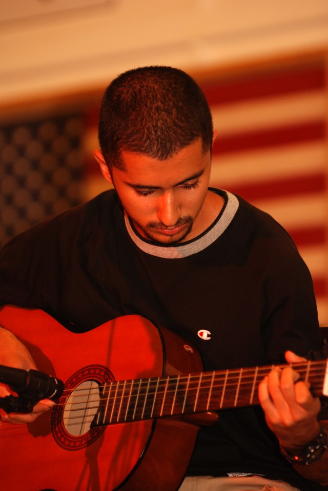 Deployed troops show off talent in Iraq
