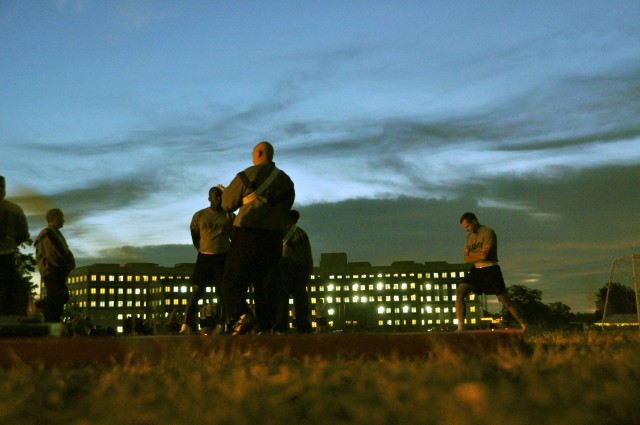 &quot;What Right Looks Like&quot; - NEW FORSCOM/USARC Battalion Conducts 1st PT Test