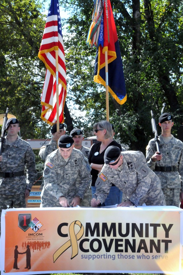 Dickinson County, Fort Riley reaffirm commitment with covenant 