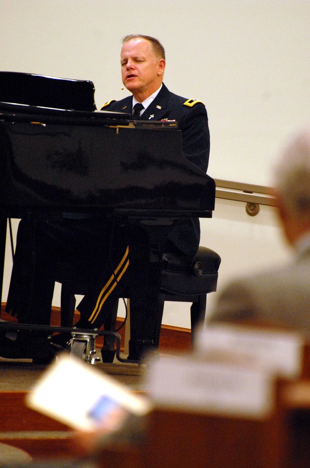 Fort Leavenworth dedicates new chapel