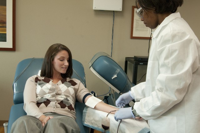 A day of giving: Fort Bragg spouses donate blood