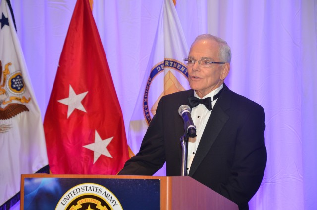 Army honors its best at Acquisition Corps awards dinner