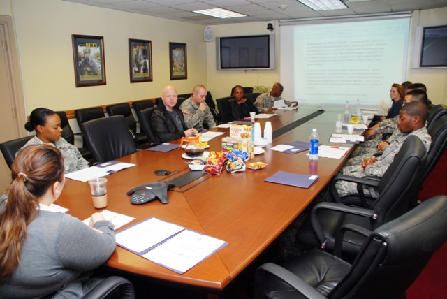 Soldiers cite dining, bus, taxi concerns