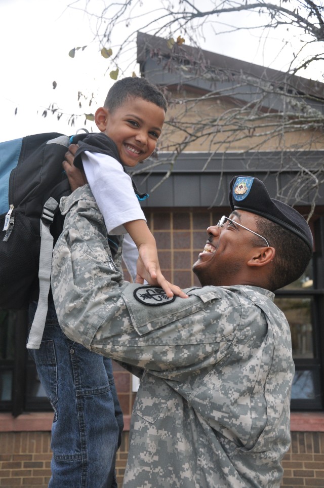 Program aimed at Army dads