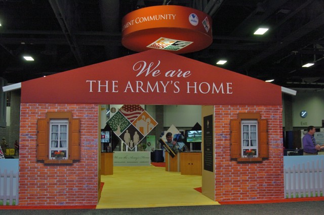 2010 IMCOM exhibit welcomes all to the Army&#039;s home