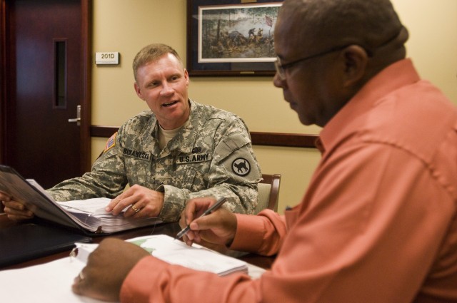 Army Reserve team helps Soldiers, families on different front