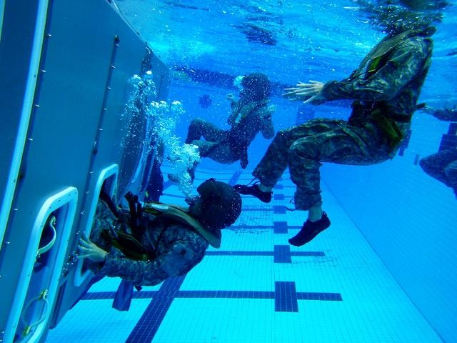 &#039;Lightning Horse&#039; pilots train with Dunker Heeds