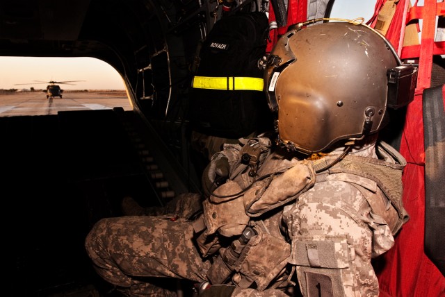 Black Hawk, Chinook teams fly over Baghdad