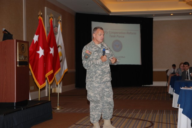 USASAC hosts &quot;Army Security Cooperation Meeting&quot;