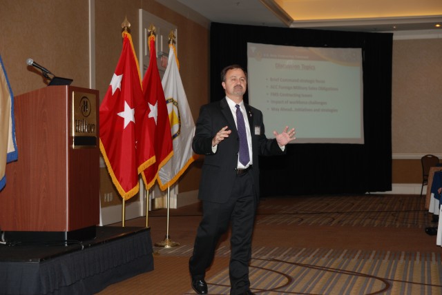 USASAC hosts &quot;Army Security Cooperation Meeting&quot;