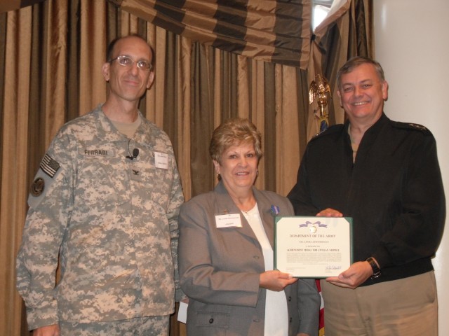 USASAC NC employee earns Civilian Achievement medal