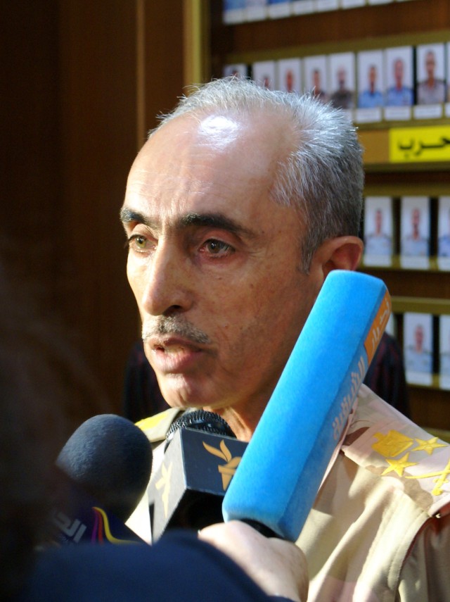 Iraqi, Jordanian military leaders discuss officer training